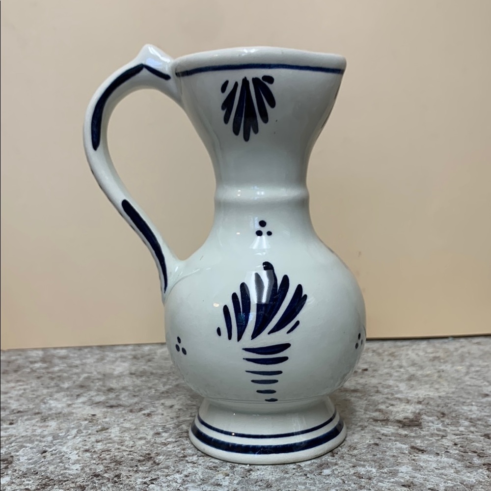 Blue and White Ceramic Art with Dutch Design - Picture 4 of 8